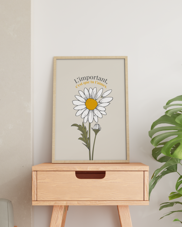 Lámina Motivacional con Margarita Ilustrada – L’important, c’est que tu t’aimes - Imagen 2